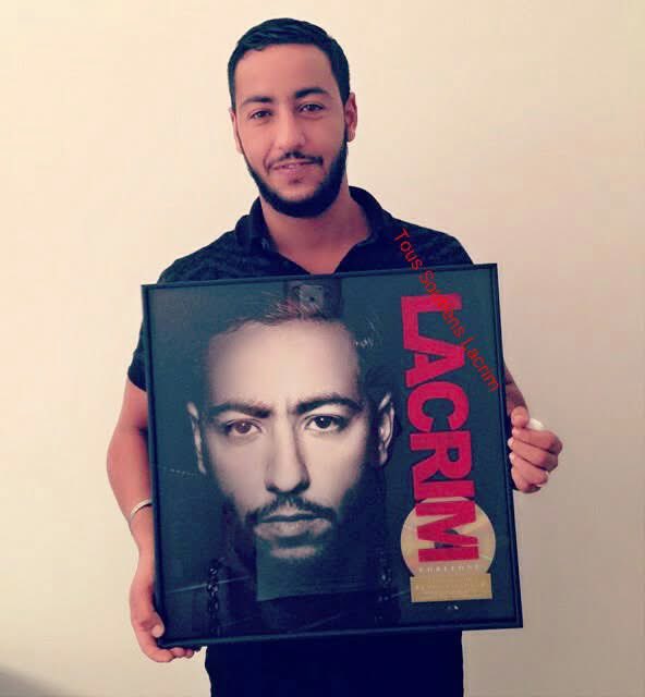 LA PLUIE DE CERTIF’ POUR LACRIM AUJOURD’HUI ! 🥶

💎 AWA
💎 Gustavo Gaviria 

📀 Barbade
📀 Corleone 
📀 J’ai mal
📀 Tout le monde veut des lovés 
📀 Poutine
📀 Sablier