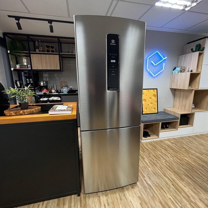 Geladeira Electrolux Frost Free 400l Inverse Com Autosense C