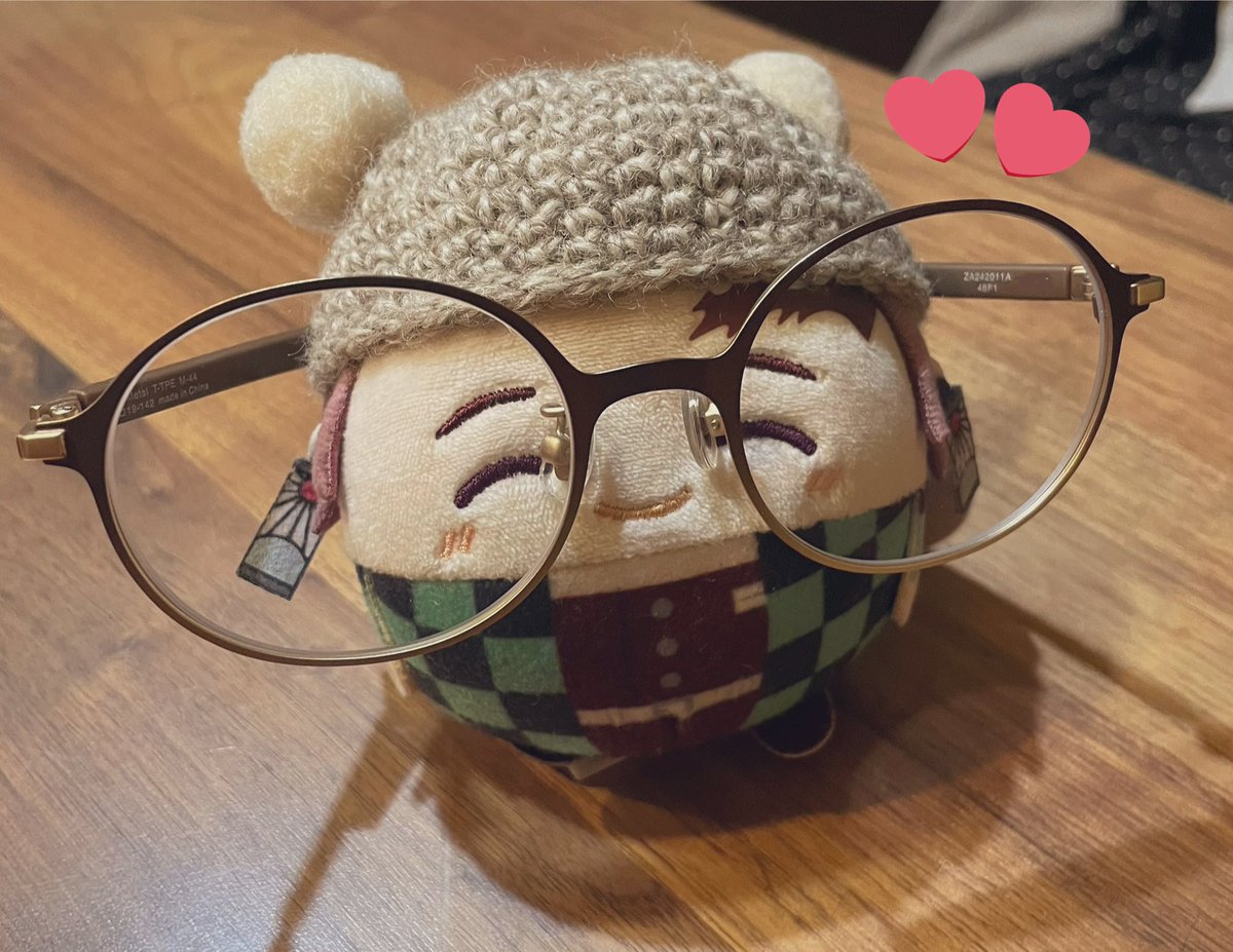 mizukurage0426's tweet photo. 👓👓👓✨ https://t.co/tdZRlnusqi