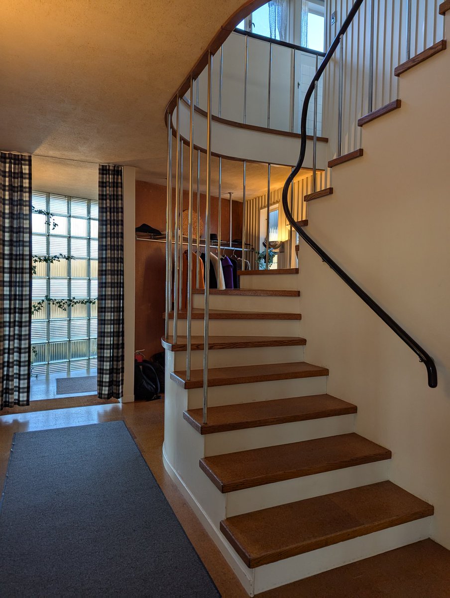 yokaihainen's tweet image. Visited the home of Walter Gropius, founder of Bauhaus, in Lincoln, MA, now a museum