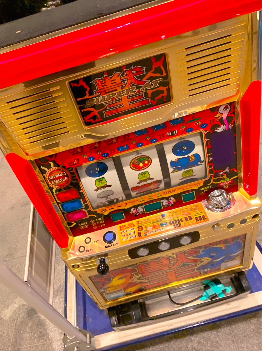 所有実機をトランクルームに移動中 インディジョーズ2もあったのですが