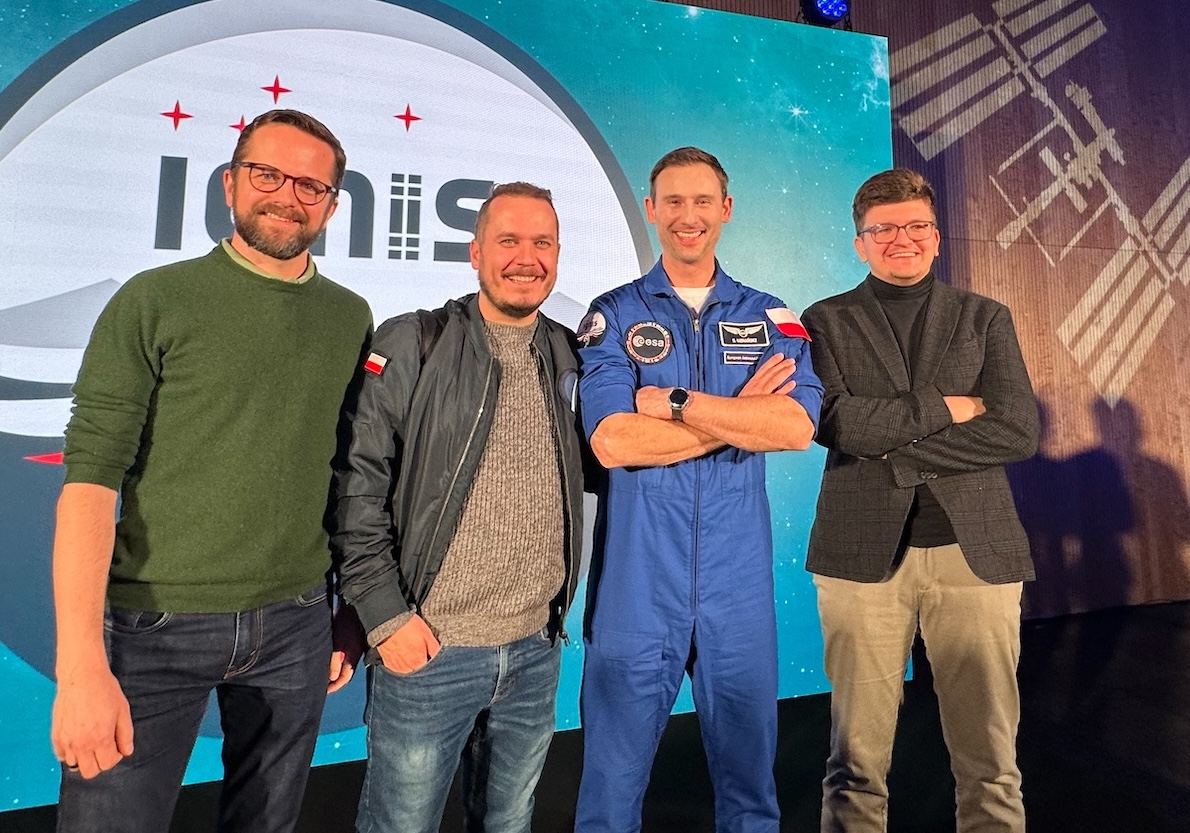 Radek 🚀 tweet media