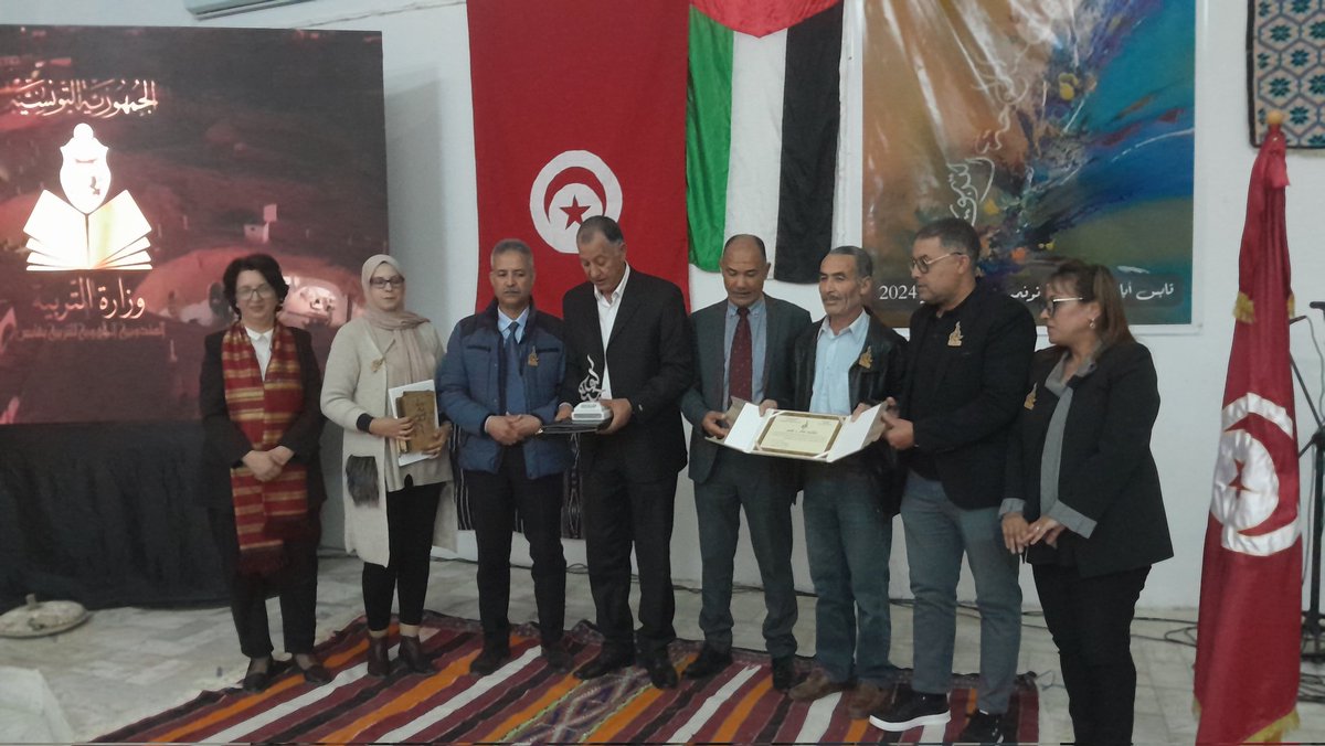 ChattaliSameh's tweet photo. كل الشكر للمندوبية الجهوية بقابس على تنظيم الملتقى الوطني للمشاريع التربوية البيداغوجية والثقافية وخاصة اللجنة المشرفة في حسن اختيار مدينة مطماطة كمكان للملتقى.
شكرا #المندوبيةالجهويةللتربيةبسليانة https://t.co/iyesCmlVpW
