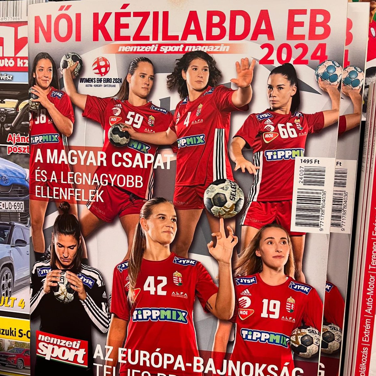 Hentbolhaber's tweet photo. 🇹🇷 Tarihinde ilk kez Avrupa Şampiyonası’na katılan Türkiye A Milli Kadın Hentbol Takımımız, Macar dergilerinde geniş yer buldu.
@ehfeuro #ehfeuro #catchthescaspirit https://t.co/ycUoJXxMZl