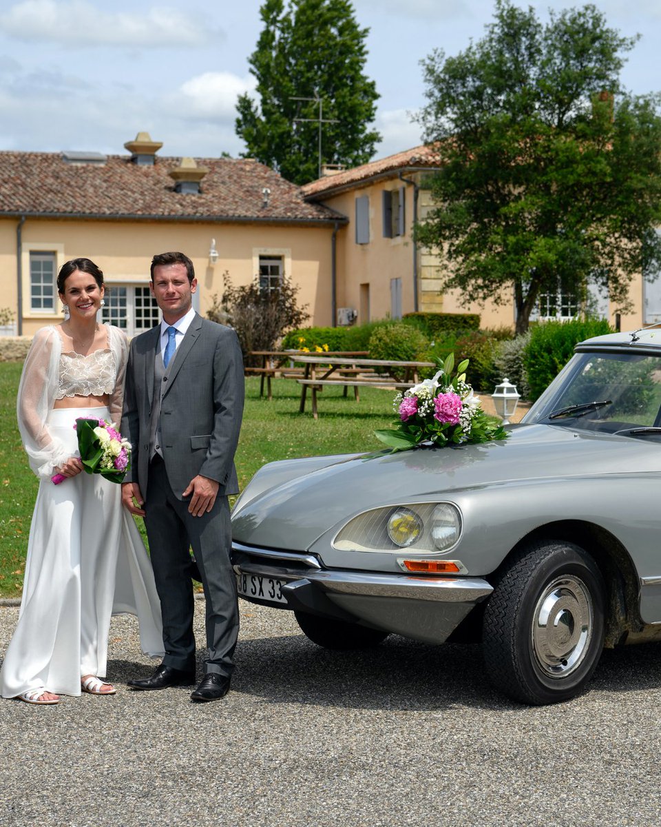 cadillacvins's tweet photo. Vous prévoyez de faire votre demande en mariage en 2025 ? 🎉 La Maison des Vins de Cadillac est le lieu rêvé pour célébrer votre amour ! ❤️ Une sublime chartreuse du XVIII nichée au cœur des vignes pour un mariage inoubliable. Infos : 05 57 98 19 20 ou communication@closiere.com https://t.co/78xa4w6Kig