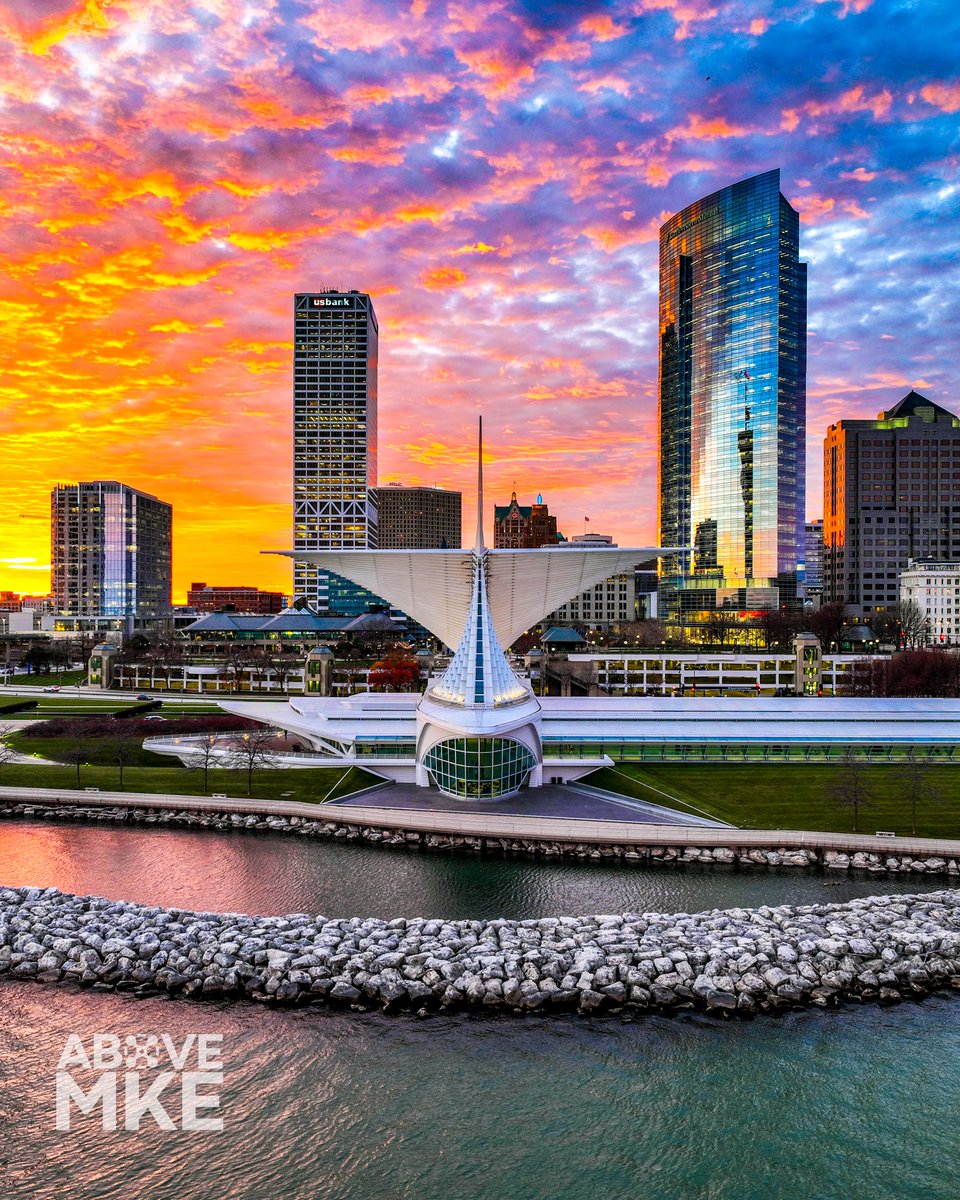 Above MKE | Charlie Antoine Photography tweet media