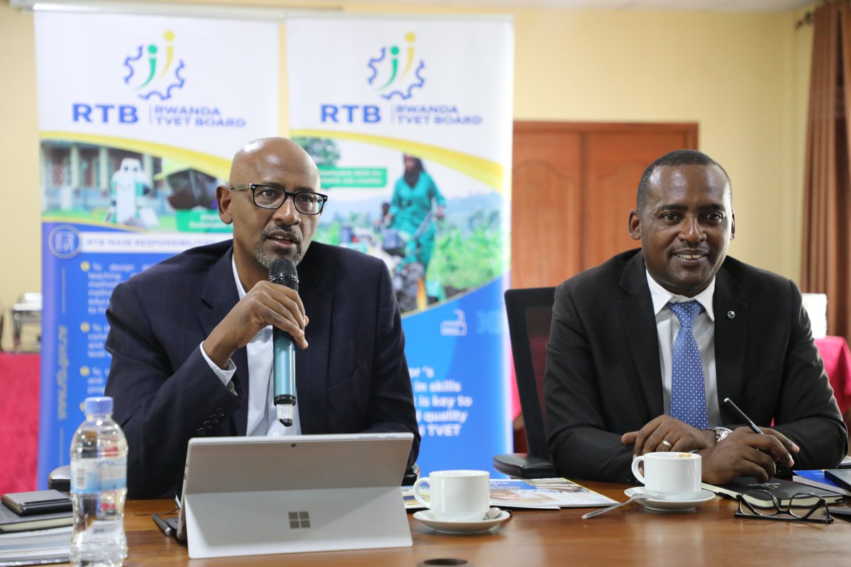 RTB_Rwanda's tweet photo. Earlier today, the Minister of Education, @JoNsengimana, visited Rwanda TVET Board (RTB), where he held discussions with the management team and staff. The conversations focused on RTB's efforts in equipping Rwandan youth with market-relevant and employable skills. #NanjyeNdiTVET https://t.co/5UWxxKyGsU