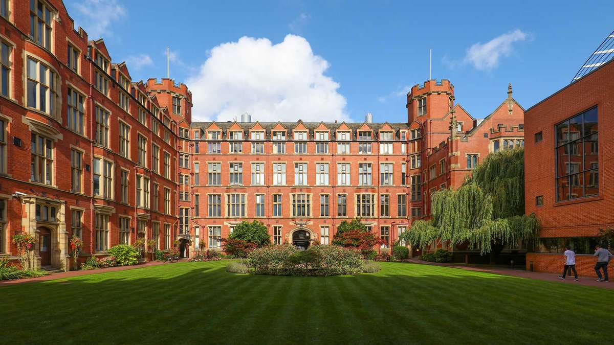 Caroline tweet media