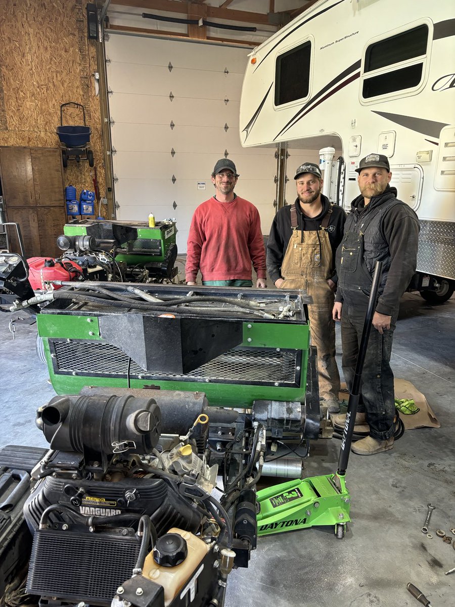 Enjoying the off-season while getting the machines ready to roll for 2025. Shoot me a message with any questions or scheduling options for the area of Wyoming, Utah, Nevada and Northern California#dryject #greatcrewsmatter