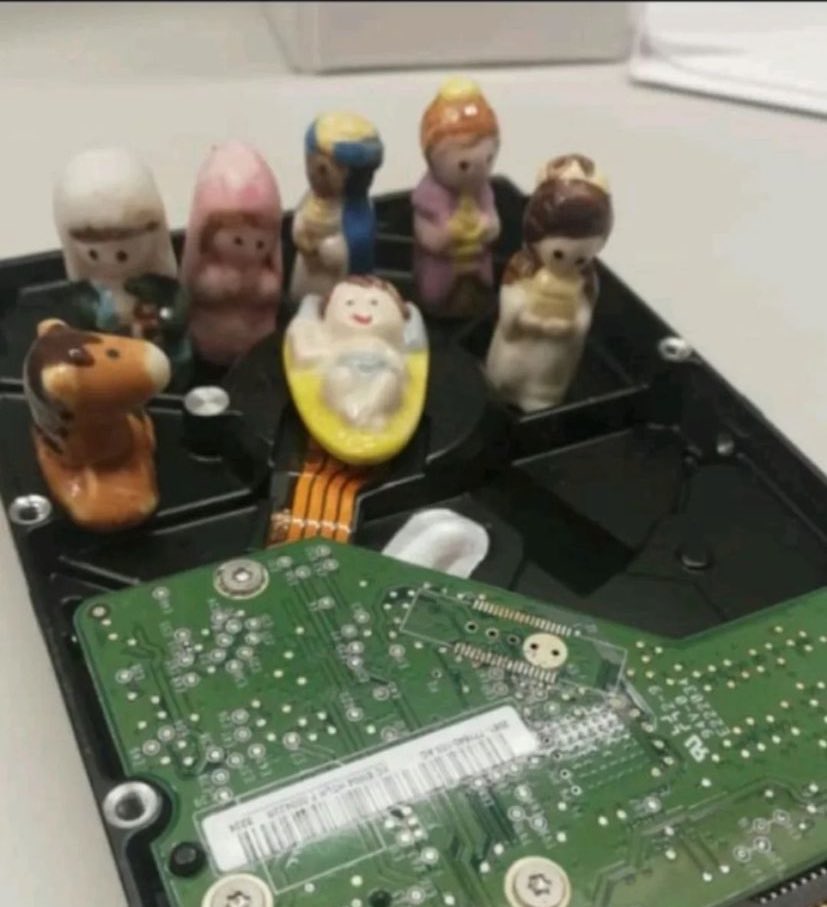 https_memi's tweet image. ya armaron sus PC-bres?? 🥰