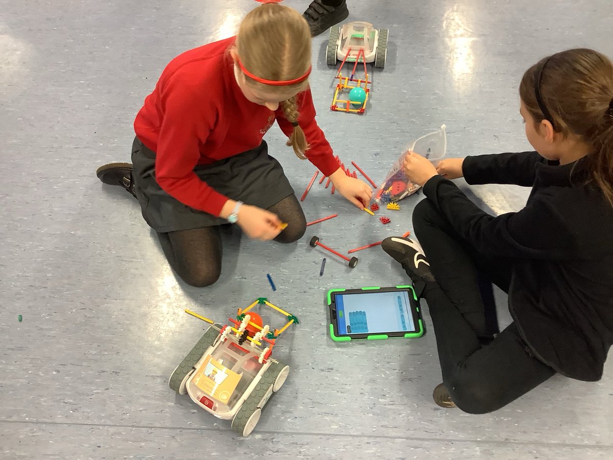 Coldfair Green Primary School tweet media