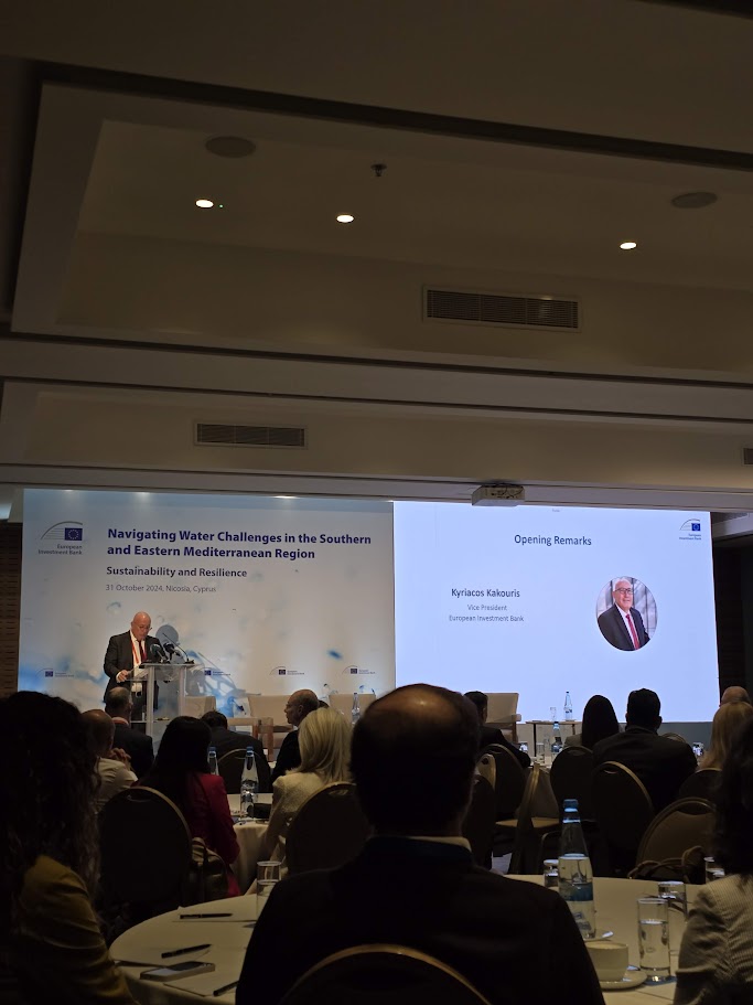 CARDIMED_EU's tweet photo. 🌍 Tackling water scarcity in the Mediterranean!

#eBOS proudly represented the #CARDIMED project at the @EIB conference on water sustainability. 

Discover how we're driving resilience with #NatureBasedSolutions &amp; digital innovation.

💧 Learn more: https://t.co/P88xWFCEoX https://t.co/Z1CPttaN51