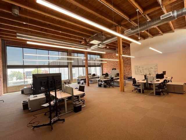 In the heart of the Crossroads Arts District, 1816 Walnut offers easy access to public transportation &amp; highways. Available for lease &amp; for sale, this building is a great opportunity for a business that's looking for a vibrant location with an open layout. bit.ly/3VdWZOZ