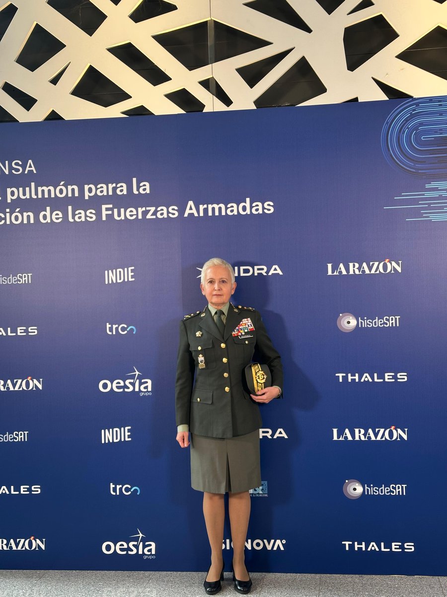 larazon_es's tweet photo. LA RAZÓN organiza el Foro Defensa: Logística, el pulmón para la transformación de las Fuerzas Armadas.
↪️ Este evento analizará cómo la logística es clave en la modernización de nuestras Fuerzas Armadas 🇪🇸 #ForoDefensaLR #LogísticaMilitar https://t.co/NtybWss6bR