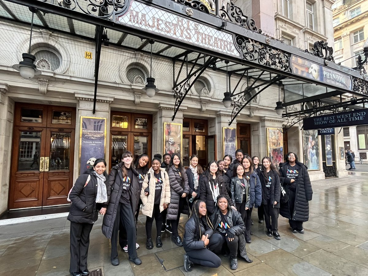 We are so proud of our students who performed yesterday as part of the Newham Music Choir at His Majesty's Theatre to celebrate Jack Petchey’s 25th anniversary! 🎶✨ A huge thank you to <a href="/JPFoundation/">Jack Petchey Fdn</a> and <a href="/NewhamMusic/">Newham Music</a> for this unforgettable experience! #JackPetchey25 #NewhamMusic