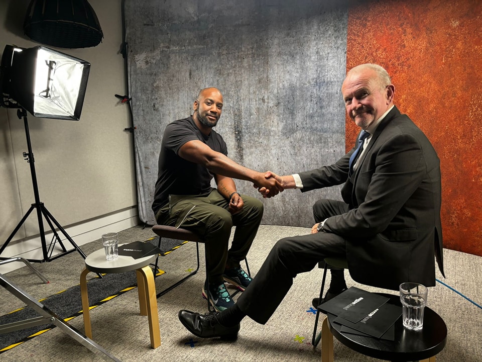 1message6's tweet image. Tune in at 5pm today.. @matthew_norford features in the 1st episode of a brand new series "Perspective"@Channel4
#livedexperience