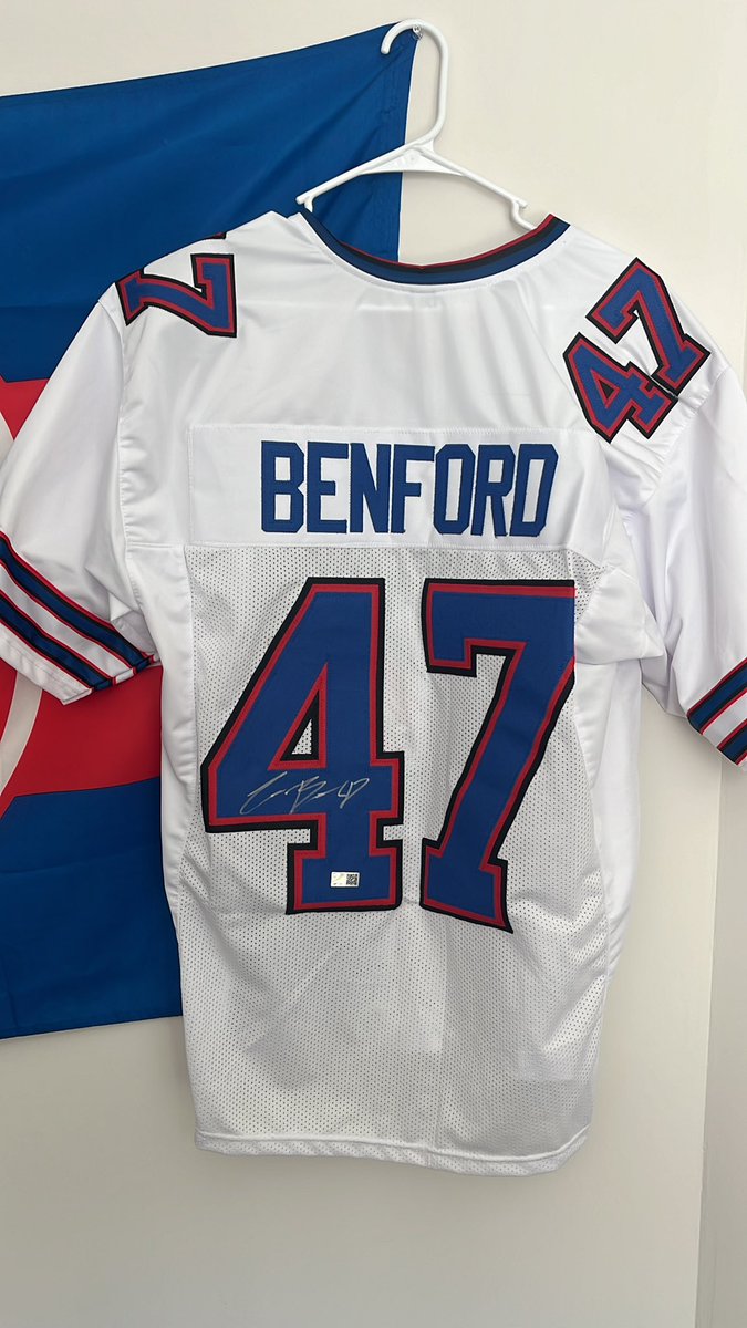 🚨 Signed Christian Benford Jersey Giveaway 🚨 

To enter: 

1. Follow me here 
2. Like and repost this 
3. Must be a subscriber to my YouTube channel (link in bio)

#BillsMafia