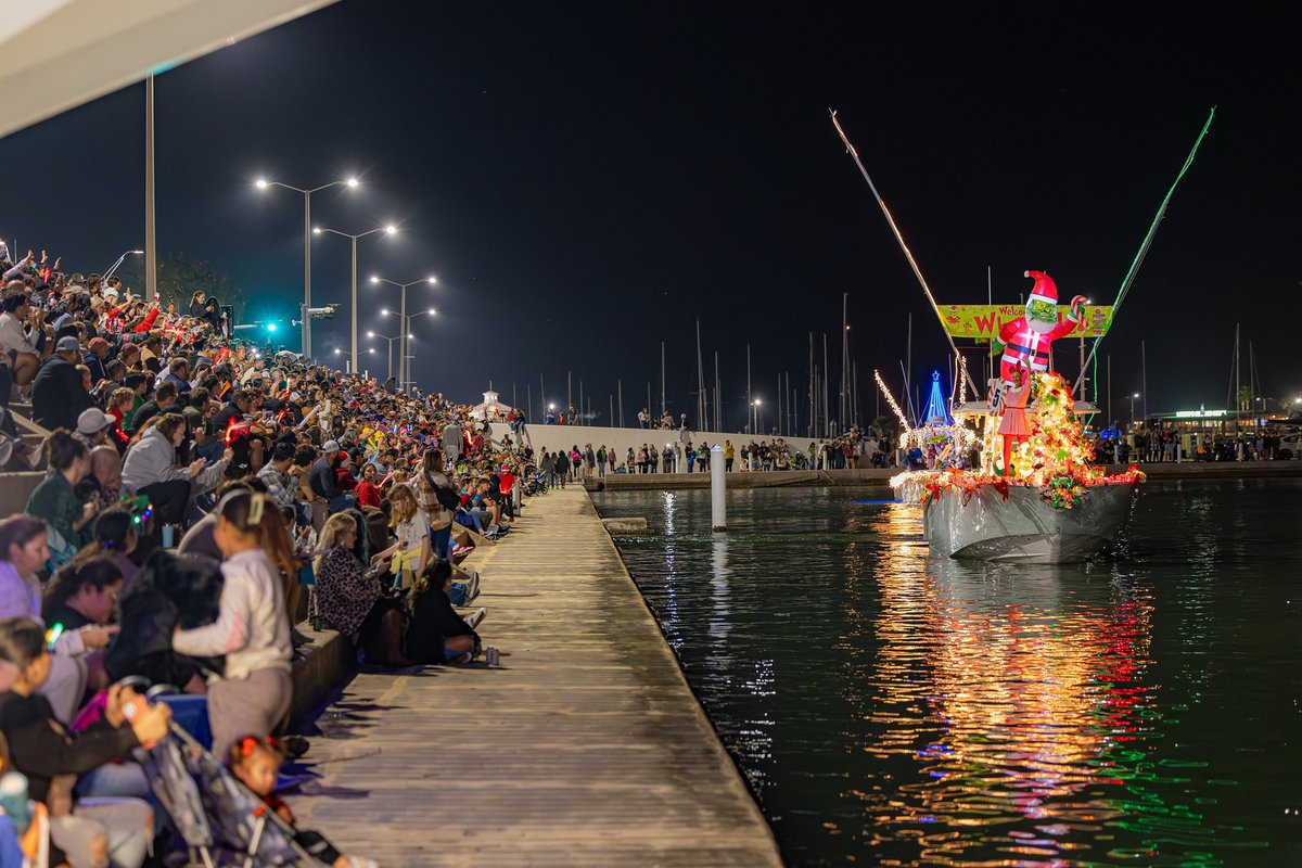 TCA's December newsletter is out, with:
🌲Info on TCA listening sessions
🌲Upcoming application deadlines
🌲TCA's future budget request
🌲Arts programs helping young people grow

All that &amp; more: conta.cc/4ircq0q
Photo courtesy of Downtown Corpus Christi Cultural District