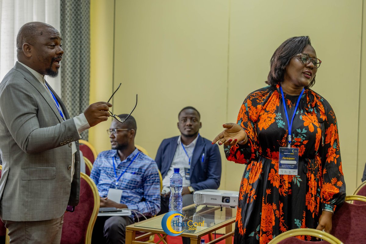 Le Jeudi 28/11, en marge de #HakiConf2024, <a href="/gbengasesan/">'Gbénga Ṣẹ̀san</a>, Directeur Exécutif de <a href="/ParadigmHQ/">Paradigm Initiative (PIN)</a> s'est entretenu avec les avocats pour passer en revue les instruments juridiques internationaux et africains qui soutiennent la lutte pour plus de droits numériques.