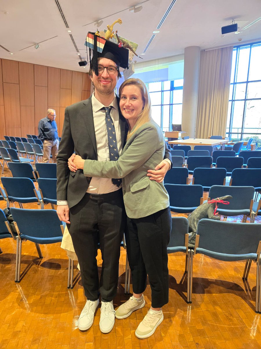 JoepSchaeffer's tweet image. Last Friday I successfully defended my PhD dissertation “Evaluation of Plateosaurus trossingensis from the Upper Triassic (upper Norian) of Central Europe” at the @SMNStuttgart.
Huge thanks to my committee, supervisors, colleagues and family.
#PhDone