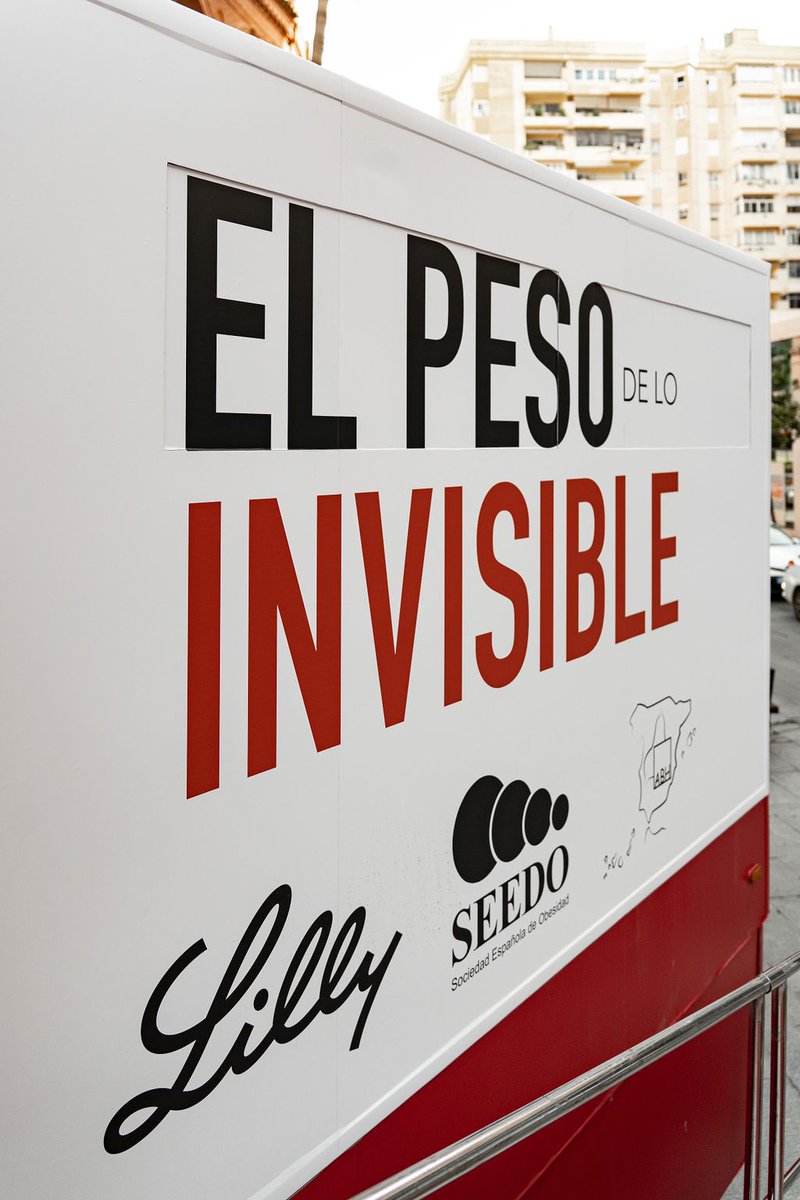 AntelmPujol's tweet photo. Os recomiendo visitar la página web #ElPesoDeLoInvisible una iniciativa dirigida a dar visibilidad a la realidad de la obesidad y concienciar sobre esta enfermedad, que necesita ser manejada y tratada clínicamente como ocurre con otras patologías.  #Lilly #ABhispalis https://t.co/epJYHzlQgm