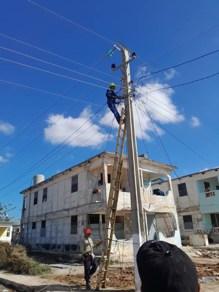 #ArtemisaJuntosSomosMás