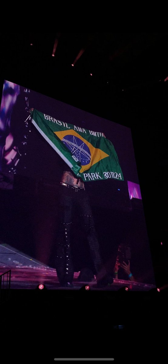 ughste's tweet image. COMO QUE VIVE DEPOIS DE SÁBADO 😭😭😭 melhor show da minha vida vsfff