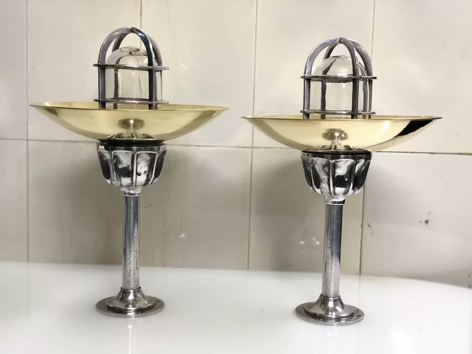 Therustedmetal's tweet image. Transform your bedroom with the elegance of our Nautical Bulkhead Aluminum Ceiling Light with a Brass Shade. A perfect blend of style and function for cozy decor. ebay.com/itm/3748850447…
#BedroomLighting #NauticalDecor #BlackFridayDeals #CeilingLightStyle #CoastalLiving
