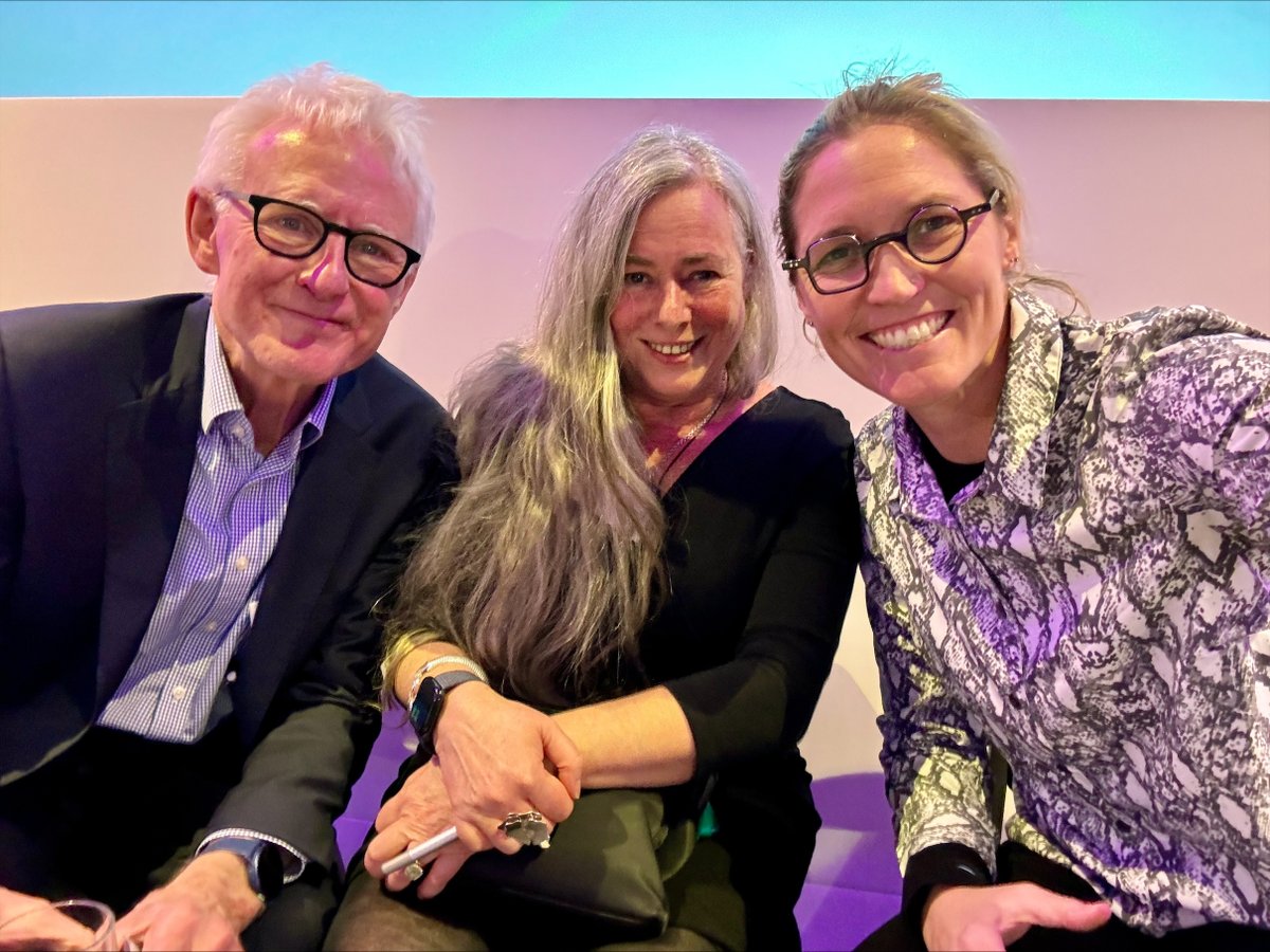 SolitaryConfinement (@solitary_org) on Twitter photo Last week I had the honour of sharing a platform with <a href="/AQuinnUnbroken/">Alexis Quinn Unbroken</a> <a href="/normanlamb/">Norman Lamb</a> at <a href="/theRRNetwork/">Restraint Reduction Network</a>'s meeting "Driving change towards a culture of care".
We discussed #solitaryconfinement in #hospitals & #schools & what we must do to reduce & eliminate this damaging practice. Last week I had the honour of sharing a platform with <a href="/AQuinnUnbroken/">Alexis Quinn Unbroken</a> <a href="/normanlamb/">Norman Lamb</a> at <a href="/theRRNetwork/">Restraint Reduction Network</a>'s meeting "Driving change towards a culture of care".
We discussed #solitaryconfinement in #hospitals & #schools & what we must do to reduce & eliminate this damaging practice.