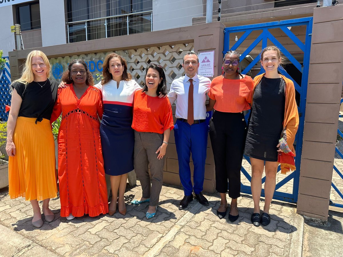 For too many women &amp; girls, home is not a place of safety.

In 2023 alone, approximately 51,100 women and girls lost their lives at the hands of intimate partners or family members.

Violence should have no place in our homes.

bit.ly/Femicide2024

#16Days