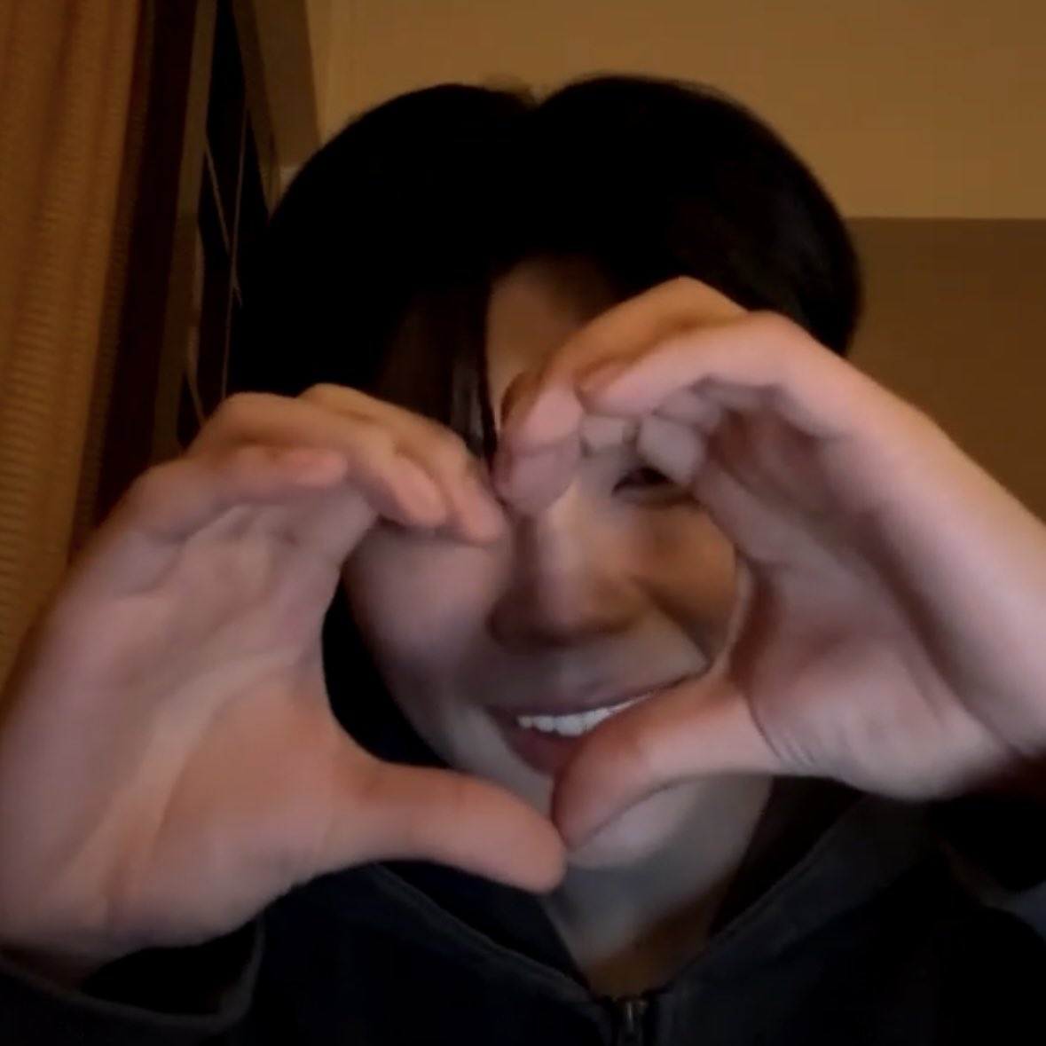 ｡ﾟﾟ･｡･ﾟﾟ。｡ﾟﾟ･｡･ﾟﾟ。｡ﾟﾟ･｡･ﾟﾟ。
ﾟ。  사　｡ﾟ ﾟ。 랑　｡ﾟ ﾟ。  해　｡ﾟ
 　ﾟ･｡･ﾟ          ﾟ･｡･ﾟ       　ﾟ･｡･ﾟ