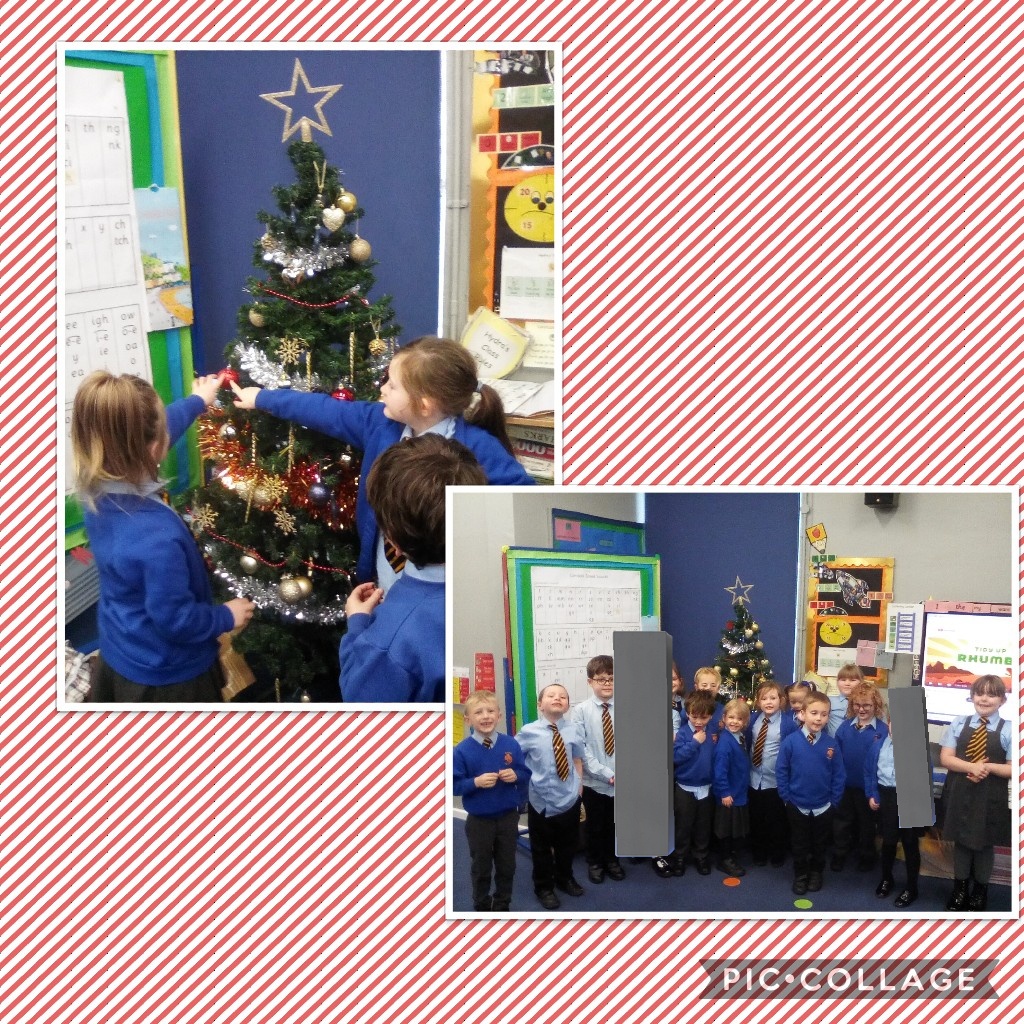 'It's beginning to look a lot like Christmas ' in Hydra.