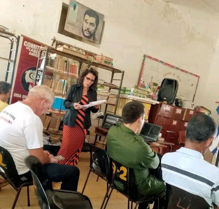 👉 Ahora mismo en Sesión Ordinaria 👇
Diamelys Hernández González, Vice Intendente Municipal, presenta por parte del Consejo de la Administración Municipal el plan de acciones para llevar a cabo la recuperación del #HuracánRafael.👍
🇨🇺🇨🇺🇨🇺🇨🇺🇨🇺🇨🇺🇨🇺🇨🇺🇨🇺
 #PoderPopular
#Cuba