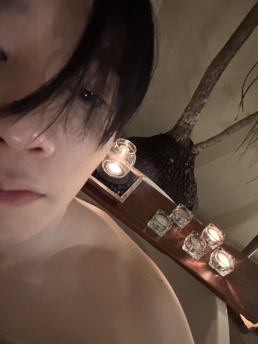 mynameis_yim's tweet photo. ก่อนนอนน้าค้าบบบบบ #TutorYim https://t.co/iePU9Nthzn