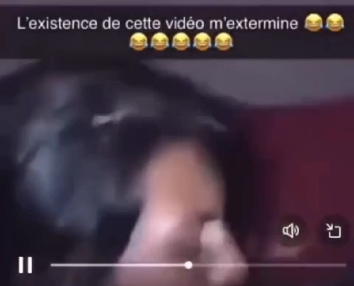 EXCLUS2TLG's tweet photo. Tu préfères moi ou ta mère ? 😳

L'existence de cette vidéo m'extermine😩

Écoute la vidéo en dessous j'ai poster la vidéo originale dans ma bio ↗️

Like et Rt si tu la veux en privé

J’ai poster aussi Alicia - Aïcha et moulaga - polska - tootatis - Mouna Nasdas - esperanca https://t.co/5SiBu831fb