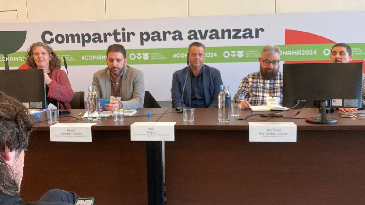 Interesantísimo debate en <a href="/SomosConama/">Fundación Conama</a> sobre #plaguicidas con <a href="/SEAE_Agroecolog/">SEAE</a> <a href="/ecologistas/">Ecologistas en Acción</a> <a href="/CECUconsumo/">CECU</a> <a href="/WWFespana/">WWF España 🐼</a> 

"Las entidades públicas deben escuchar a la ciencia y proteger con sus políticas a las personas afectadas que, en primera estancia, son quienes trabajan el campo"