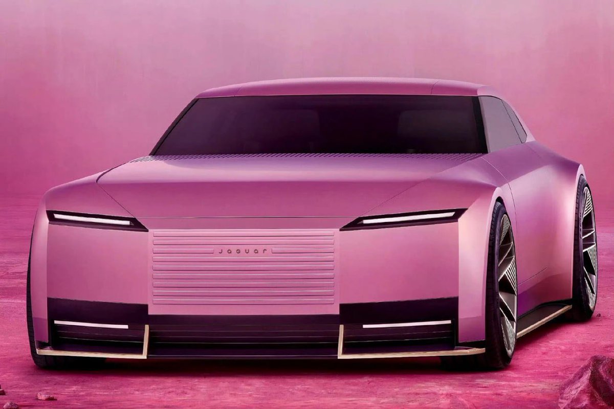 Гэта ўжо не ягуар, а хітрая ружовая пантэра (канцэпт мне падабаецца, дарэчы).