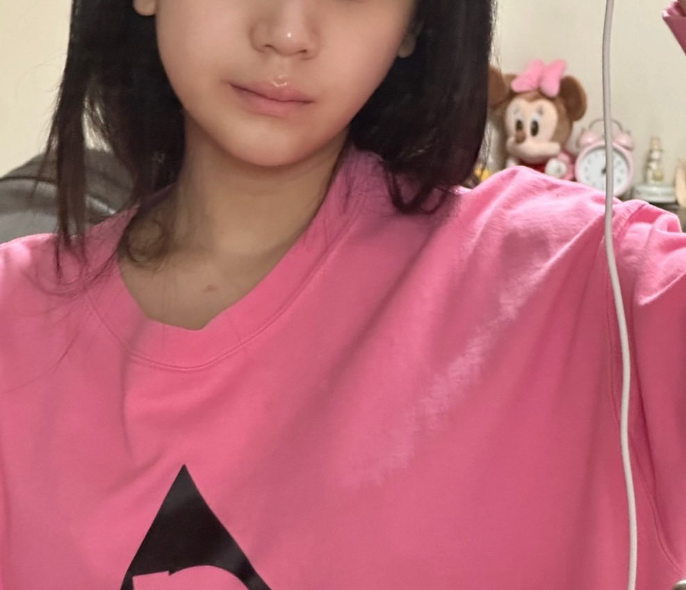 위에 증거(?)

#VIVIZ #비비지 #엄지 #UMJI