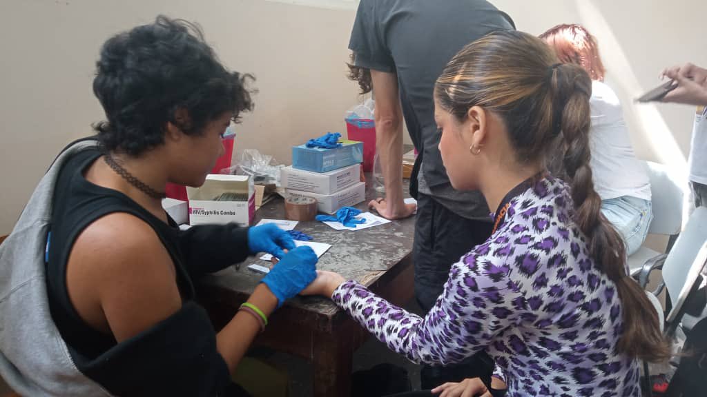 #02Dic | En el marco de la conmemoración del Día Mundial de la lucha contra el SIDA, la Organización de Bienestar Estudiantil (<a href="/obeucv/">OBE-UCV</a> ) realiza un conversatorio sobre la prevención y la concientización de esta enfermedad.

#UCV #UCVNoticias