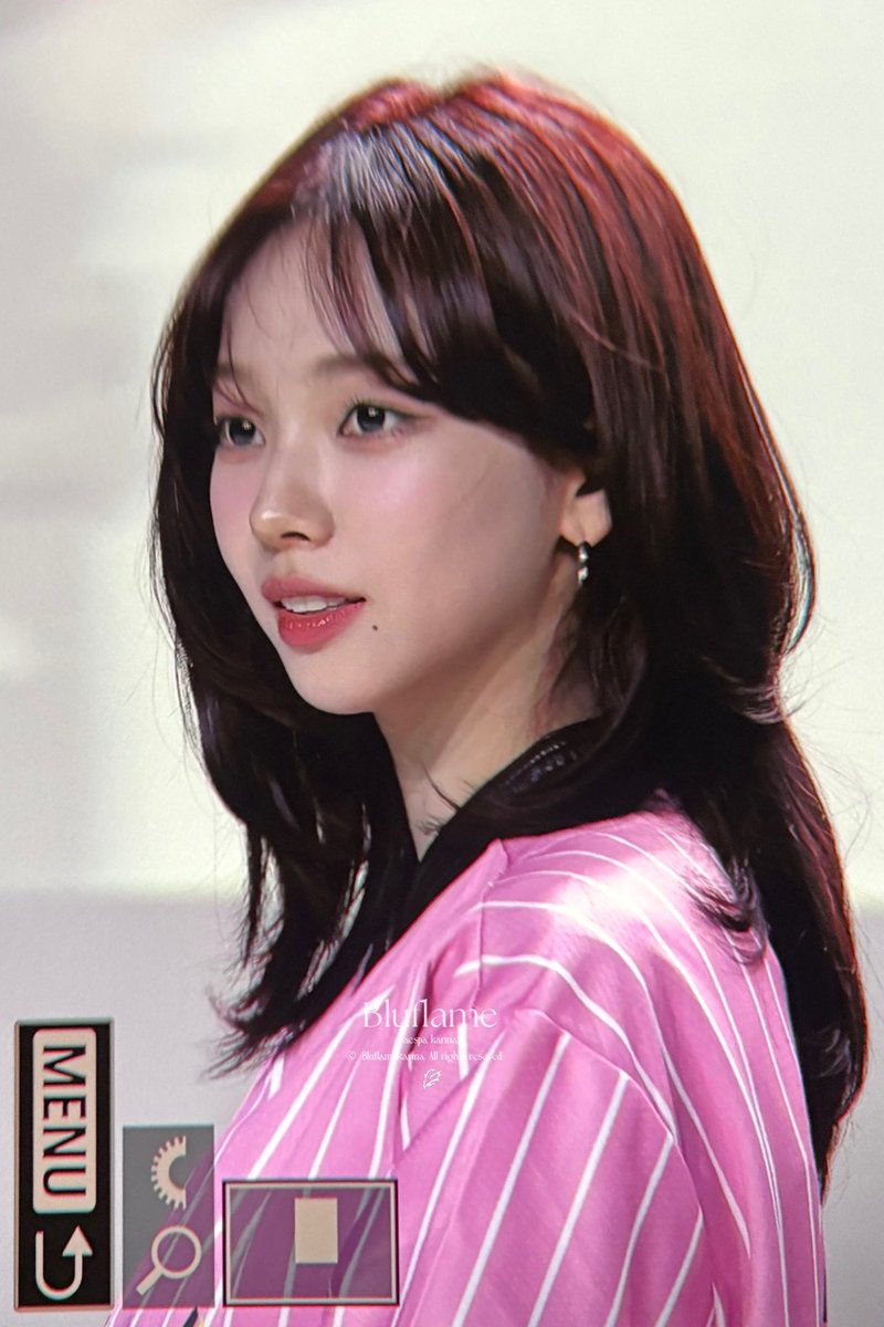 241202 디마뮤 팬싸

#카리나 #KARINA #에스파 #aespa