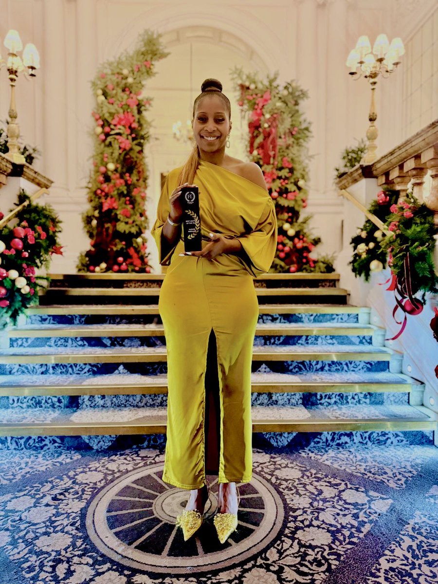 AspiringHeads's tweet photo. Congratulations to our CEO, Nadine Bernard, on winning ‘Best Mentor of the Year’ at the FUTURE ED Awards 2024! 
"I only stand here because I am being what I needed," she shared in her speech.
#NadineBernard #FUTUREEDAwards #AspiringHeads https://t.co/hKrZQaWJGw