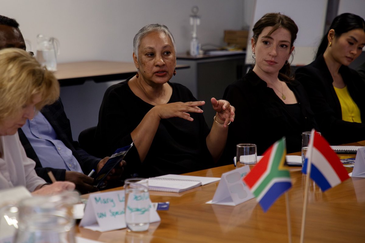 NLinSouthAfrica's tweet photo. Issues covered ranged from the difficulty in protecting whistleblowers, or HRDs that are women, migrants, young people or gender and sexual minorities, to SLAPP suits and lack of accountability in the (online) harassment and killing of HRDs.
#ProtectHRDs https://t.co/0J9niQ4e6T