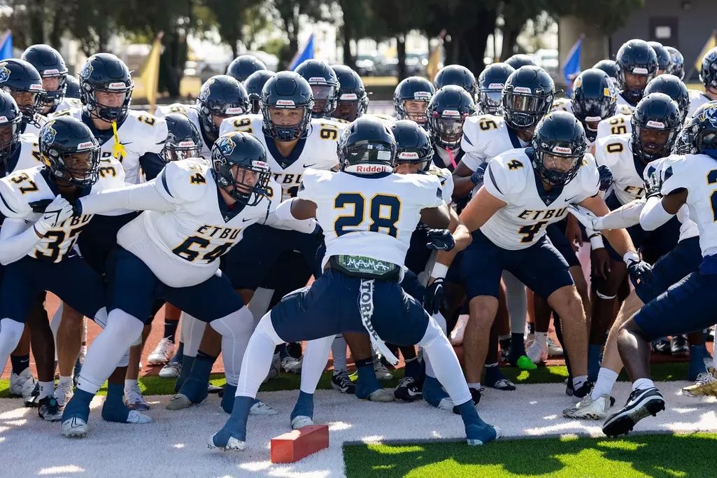 Jayden Moore (@jayden_moore21) on Twitter photo After a great conversation with coach <a href="/coachrsmith12/">Coach Ryan Smith</a> I am blessed to receive an offer from East Texas Baptist University <a href="/ETBU_Football/">ETBU Football</a> <a href="/E_Edwards49/">Eric Edwards</a> <a href="/CoachJTII/">Coach James Thomas II</a> <a href="/WIO_Jones/">Ryan Jones</a> <a href="/HeritageFtball/">Heritage Football</a> #AGTG After a great conversation with coach <a href="/coachrsmith12/">Coach Ryan Smith</a> I am blessed to receive an offer from East Texas Baptist University <a href="/ETBU_Football/">ETBU Football</a> <a href="/E_Edwards49/">Eric Edwards</a> <a href="/CoachJTII/">Coach James Thomas II</a> <a href="/WIO_Jones/">Ryan Jones</a> <a href="/HeritageFtball/">Heritage Football</a> #AGTG
