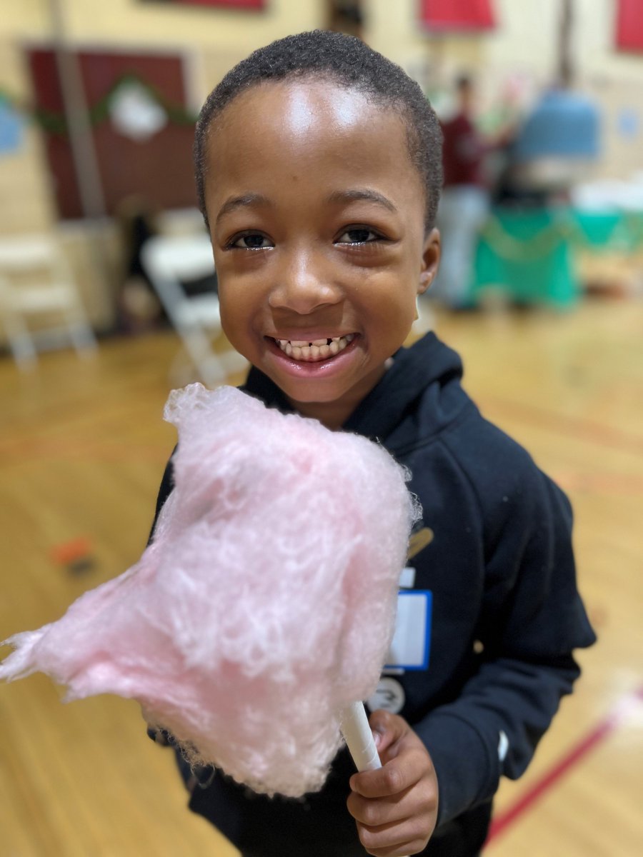 We still need gifts for our upcoming Holiday Party on 12/14. Please consider purchasing a few or sharing throughout your network! THANK YOU for your support! 
#CampAmeriKids #TheELMProject #HolidayParty #SickleCellDisease #SeasonofGiving #Grateful
buff.ly/3ZnCUr0