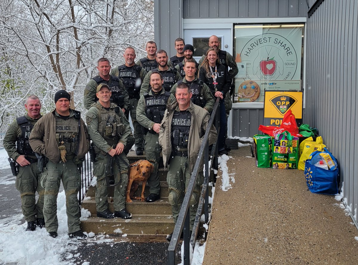 Recently North East Region ERT members dropped off food donations to our friends at Parry Sound Harvest Share. This time of years it is critically important to keep the shelves stocked! #Community ^bc