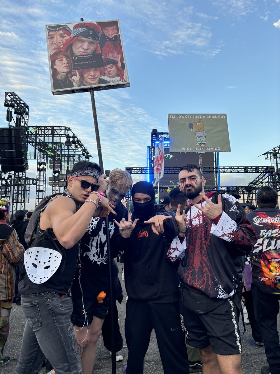 DannysBiigToe's tweet photo. @Dvbstepdaddy 🧟 https://t.co/f3DMTFEIai