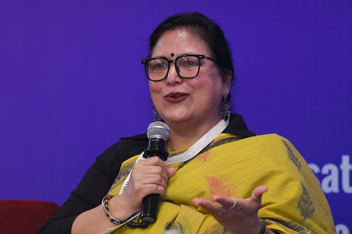 sambodhi's tweet photo. Many #doctors often prefer working in cities, making it challenging to ensure #healthcare access in suburban or remote areas. To address this gap, telemedicine centers have become a practical solution, enabling individuals in underserved regions to benefit from expert consultations with urban-based medical centers and doctors - @Sjhijaria, Head at @billionheartsb (PAN India), @ApolloPharmacy, at ImpactX 2024.

@kssiddhu | @AnubrataBasu 

#DataForGood #SocialImpact #SocialProgress #CreatingImpact #ViksitBharat #Nimbli #Sambodhi #ImpactX2024 #PoweredByNimbliandSambodhi