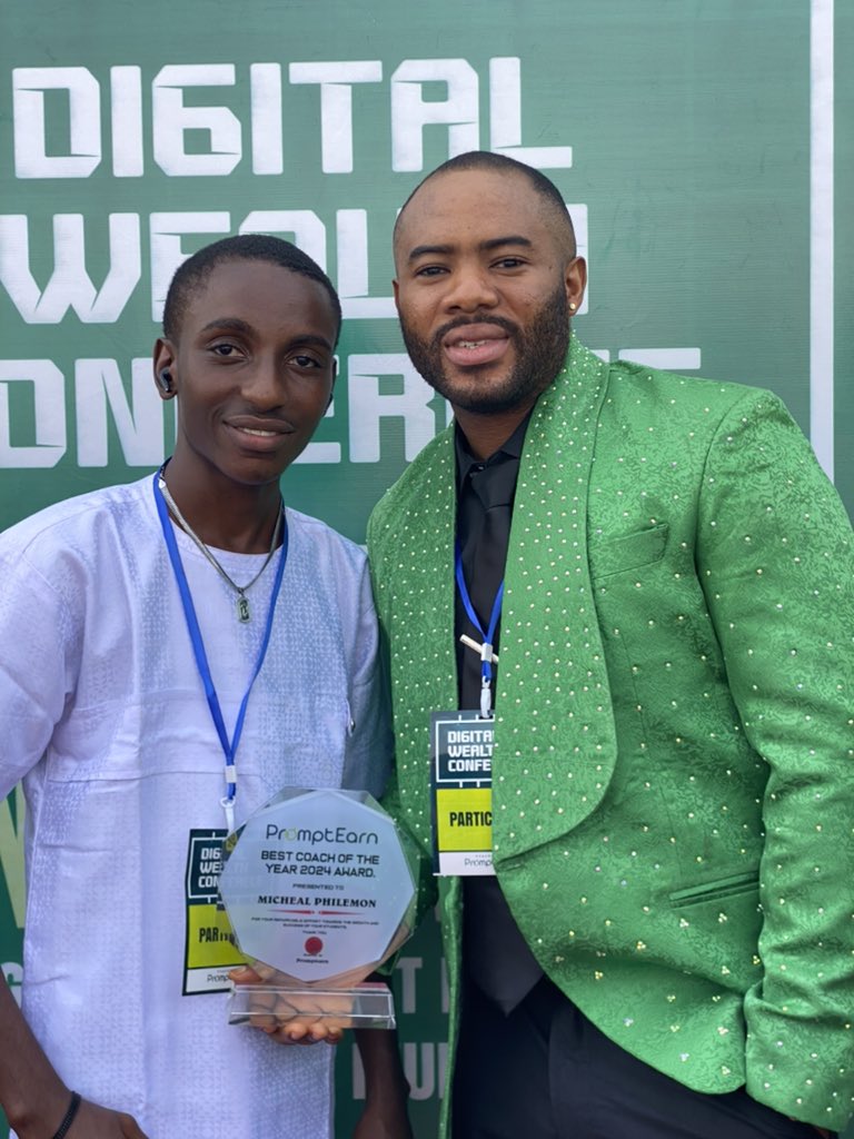 Igweshi Dominic🕊 (@coach_dominic1) on Twitter photo Pic still plenty 💃💃💃
The 2024 digital wealth conference by <a href="/promptearn/">PromptEarn</a> is such a Memorable event🥳🥳
I was able to meet my mentors🤗
<a href="/Coach_Joshua1/">Joshua Ndukwe</a> @DigitalMuneerah <a href="/Coach_Julian1/">Julian</a> & <a href="/michaelphilemo/">Michael_Philemon</a>
Thanks bosses for the privilege to snap with you🥰 Pic still plenty 💃💃💃
The 2024 digital wealth conference by <a href="/promptearn/">PromptEarn</a> is such a Memorable event🥳🥳
I was able to meet my mentors🤗
<a href="/Coach_Joshua1/">Joshua Ndukwe</a> @DigitalMuneerah <a href="/Coach_Julian1/">Julian</a> & <a href="/michaelphilemo/">Michael_Philemon</a>
Thanks bosses for the privilege to snap with you🥰