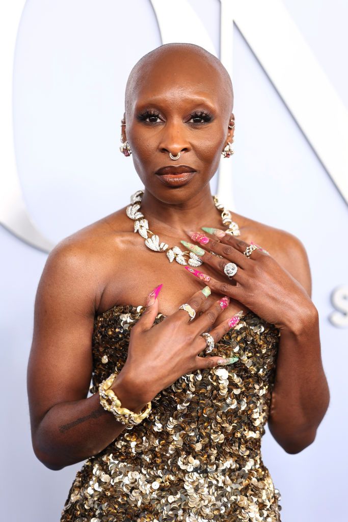 Giantmancakes's tweet image. Cynthia Erivo just broke into my house and ate all the cat turds out of the litter box