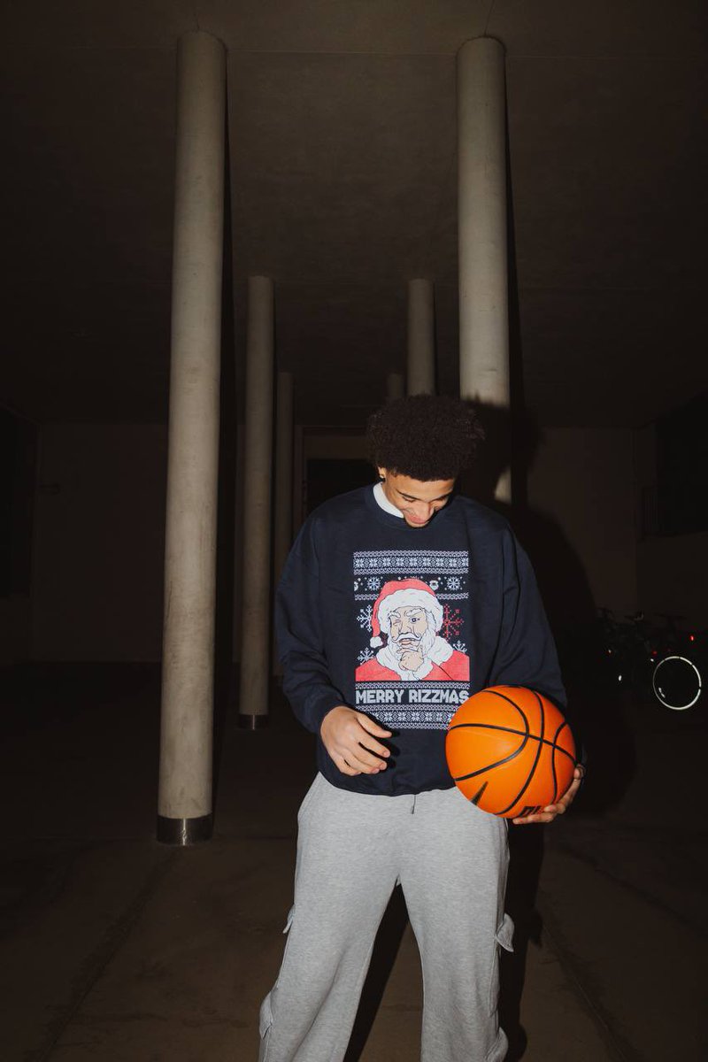 StoolUMD's tweet photo. Happy Cyber Monday! Take part in Barstool Sports’ BIGGEST SALE OF THE YEAR through the link in our bio. The perfect gift for you, your friends, or your family has never been easier to shop! https://t.co/G1sOA5iRhx